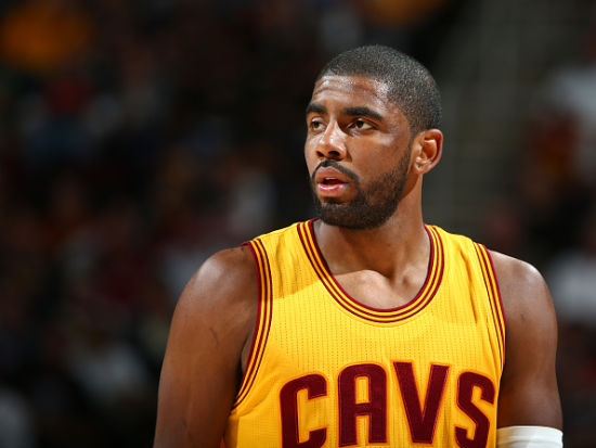 前场站位就 前场站位就