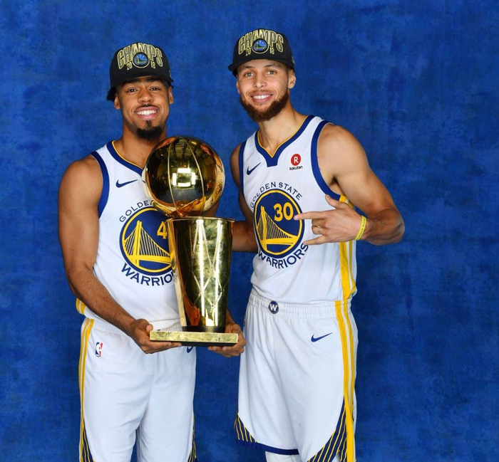 的安全牌继 的安全牌继